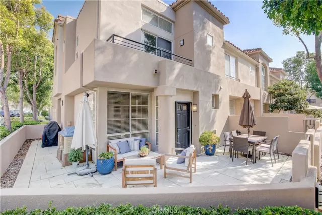 MLS: OC24041450 Condo For Sale