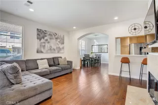 Photo #2: OC24041450 Listing 