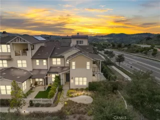 Photo #3: OC24041611 Listing