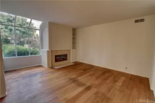 Photo #4: OC24042250 Listing 