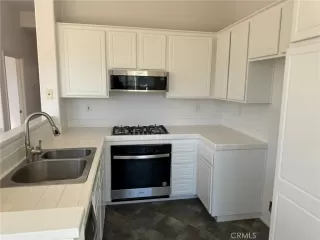 Photo #2: OC24042282 Listing 