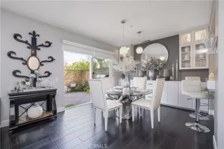 Photo #6: OC24042305 Listing 