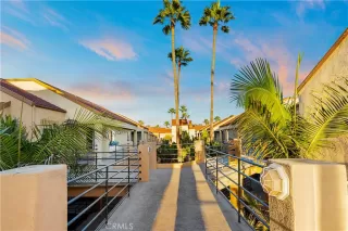 Photo #1: OC24043177 Listing 