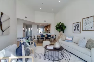 Photo #5: OC24043177 Listing 