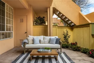 Photo #5: OC24043298 Listing 