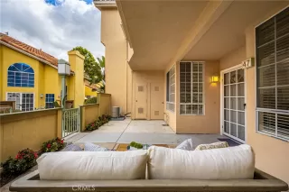 Photo #6: OC24043298 Listing 