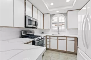 More Details about MLS # OC24043315 : 8306 ATLANTA AVENUE 102