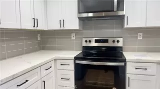 Photo #5: OC24043596 Listing