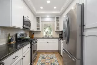 Photo #4: OC24044296 Listing