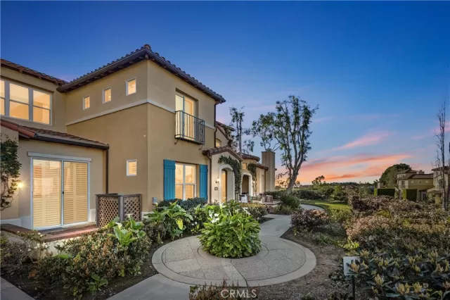 MLS: OC24044455 Condo For Sale