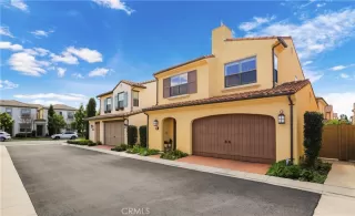 Photo #2: OC24044698 Listing