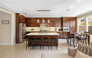 Photo #5: OC24044698 Listing