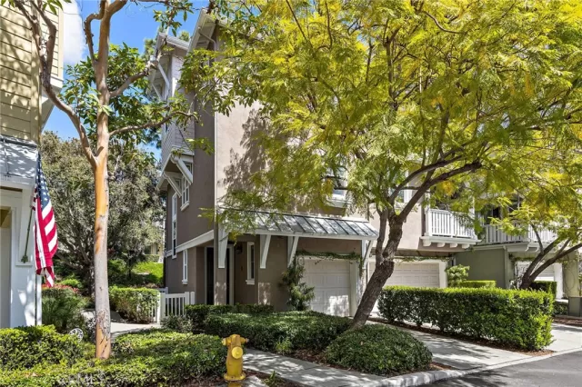 MLS: OC24044936 Condo For Sale