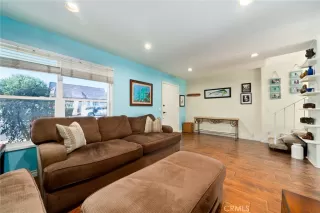 Photo #3: OC24045031 Listing 