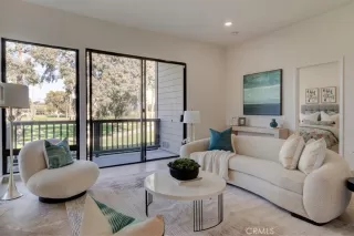 Photo #6: OC24045138 Listing