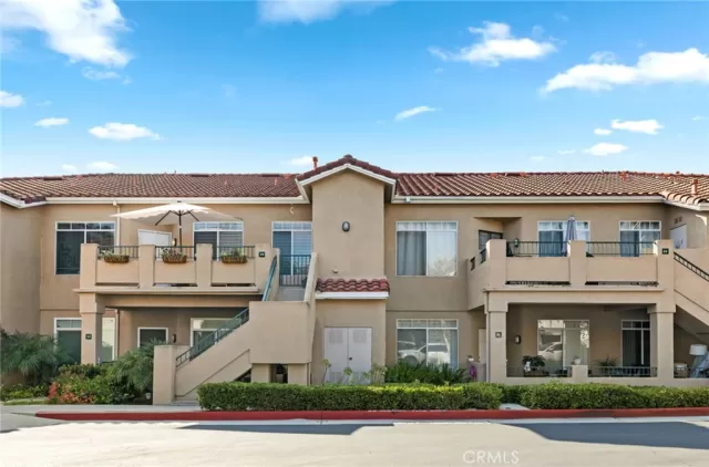 MLS: OC24045285 Condo For Sale