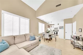 Photo #3: OC24045540 Listing 