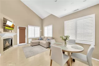 Photo #4: OC24045540 Listing 