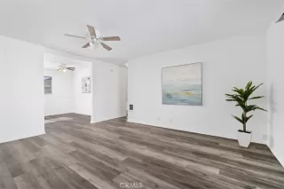 Photo #2: OC24045581 Listing 