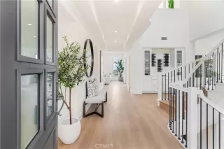 Photo #2: OC24045606 Listing 