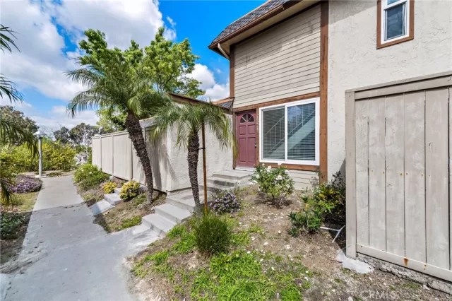 MLS: OC24045764 Condo For Sale