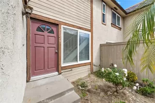 Photo #2: OC24045764 Listing