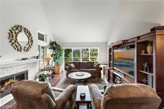 Photo #6: OC24045782 Listing