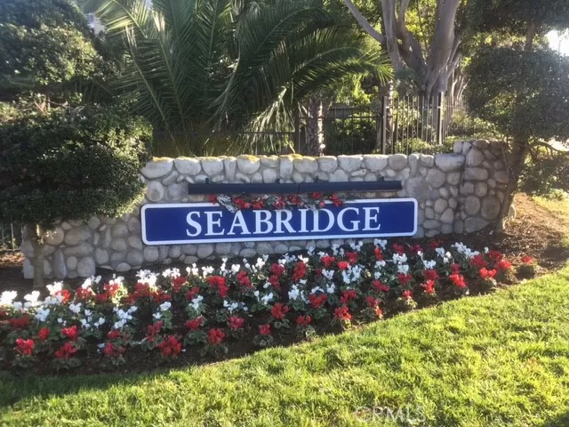 MLS: OC24046123 Condo For Sale