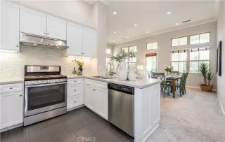 Photo #2: OC24046205 Listing