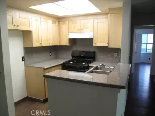 Photo #2: OC24046264 Listing 