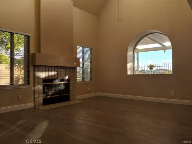 MLS: OC24046932 Condo For Sale