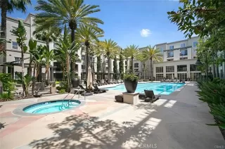 Photo #4: OC24047140 Listing 