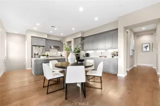 Photo #1: OC24047267 Listing 