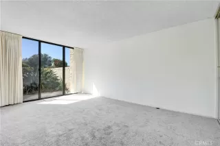 Photo #4: OC24047339 Listing 