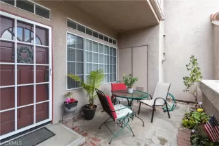 Photo #3: OC24047427 Listing 