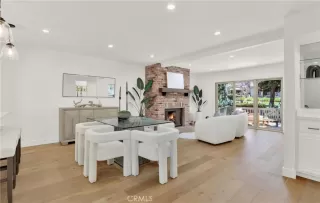 Photo #2: OC24047582 Listing 