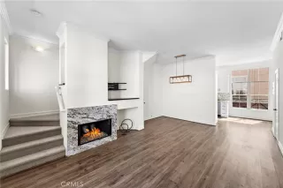 Photo #4: OC24047633 Listing 