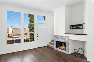 Photo #6: OC24047633 Listing 