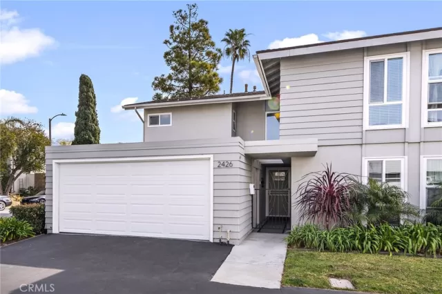 MLS: OC24047695 Condo For Sale