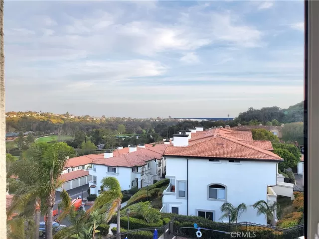 MLS: OC24047729 Condo For Sale