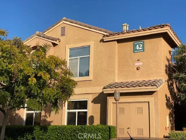 MLS: OC24047768 Condo For Sale