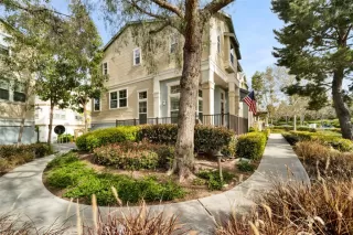 Photo #2: OC24048176 Listing 