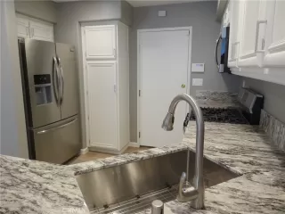 Photo #6: OC24048389 Listing 