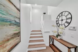 Photo #2: OC24048776 Listing 