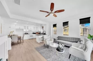 Photo #5: OC24048776 Listing 