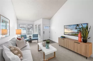 Photo #3: OC24048944 Listing 