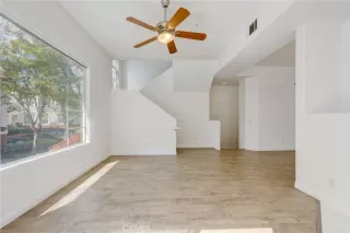 Photo #3: OC24049269 Listing 