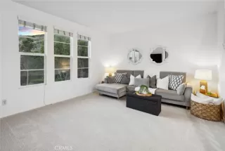 Photo #1: OC24049318 Listing