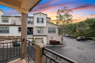 Photo #6: OC24049318 Listing