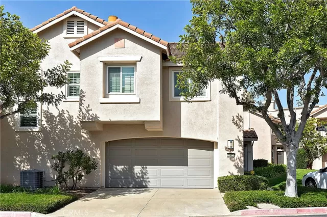 MLS: OC24049635 Condo For Sale